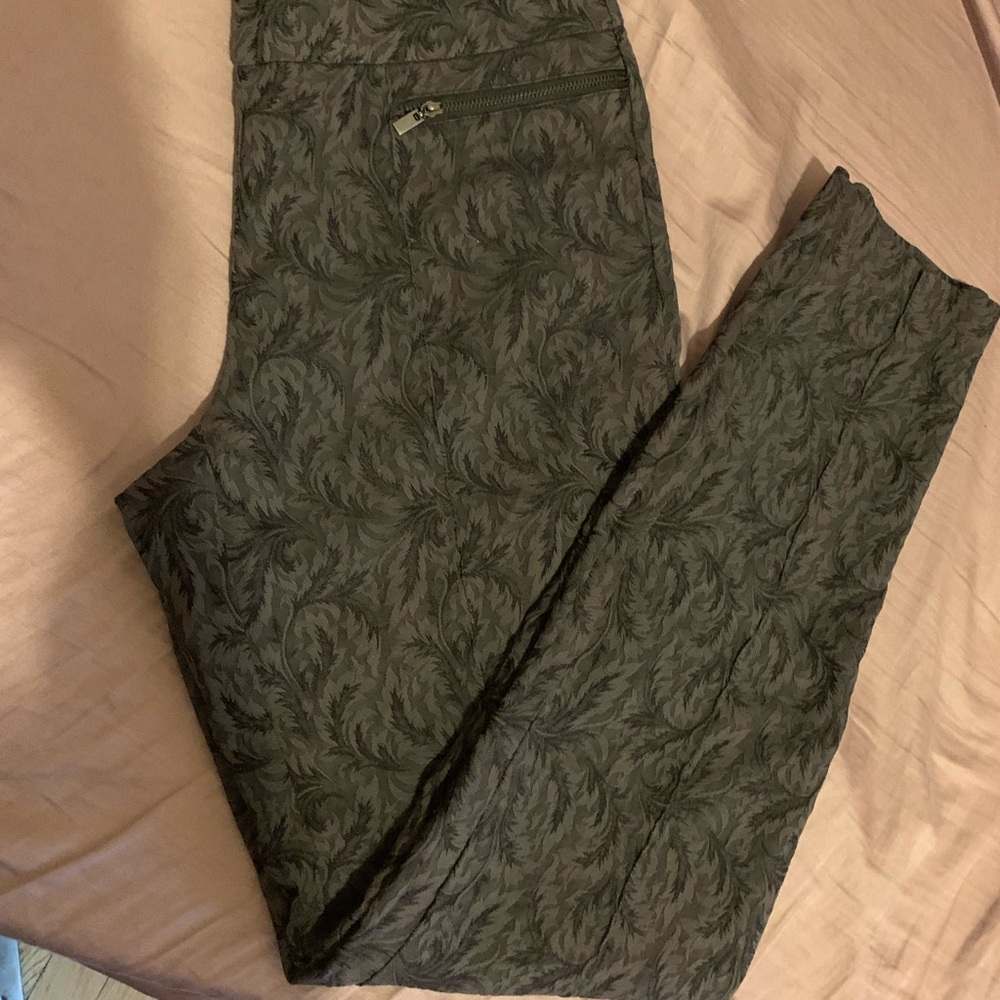 Black printed trousers
